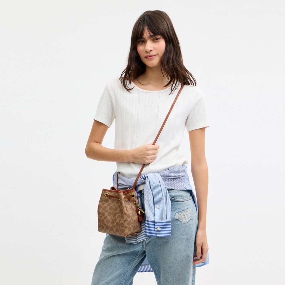 Coach Outlet Jade Drawstring Bag - Preorder