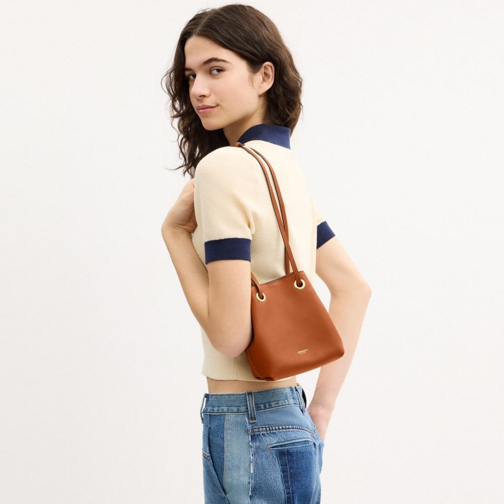 Coach Outlet Jade Drawstring Bag - Preorder