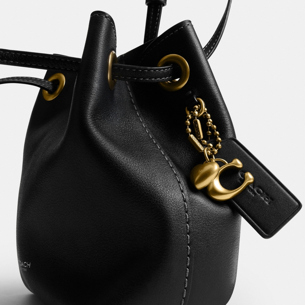 Coach Outlet Jade Drawstring Bag - Preorder