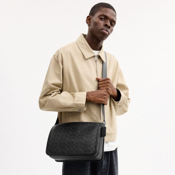 Coach Outlet Colby Messenger Bag 32 In Signature Canvas - Preorder