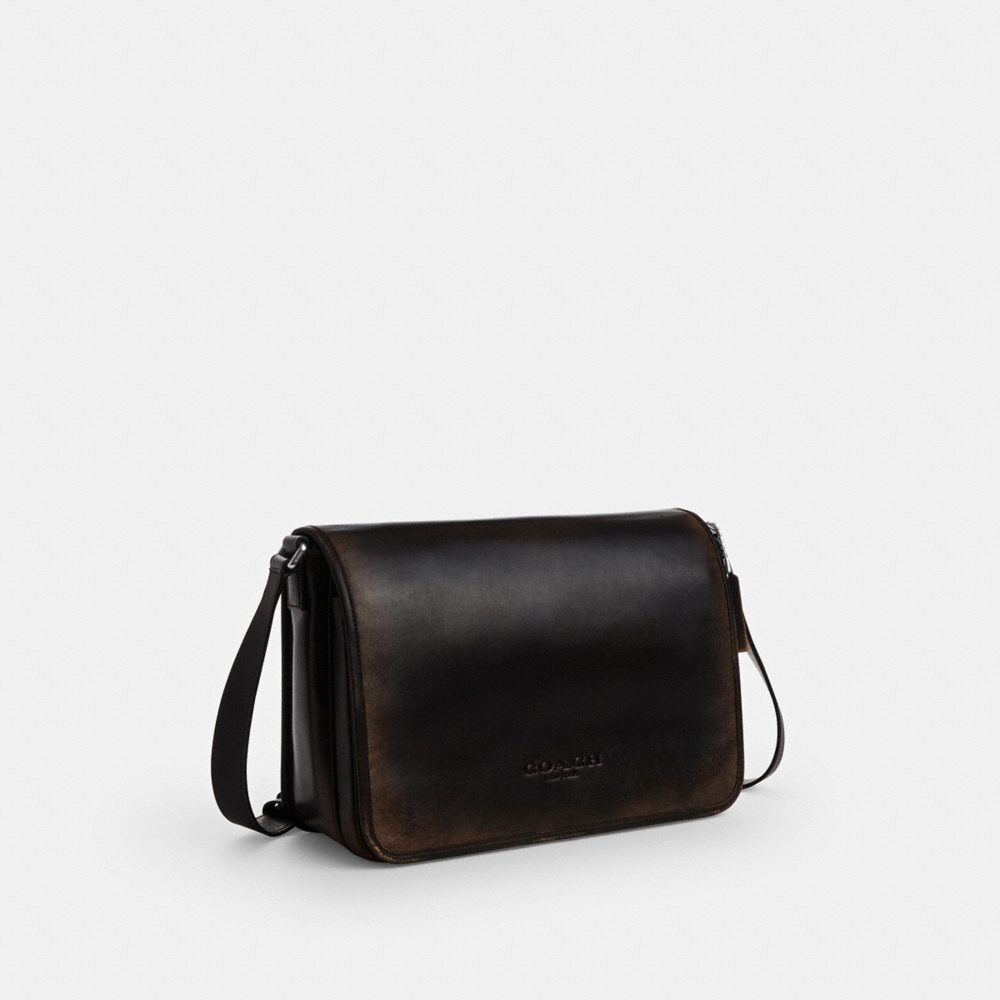 Coach Outlet Colby Messenger Bag 32 In Loved Leather - Preorder