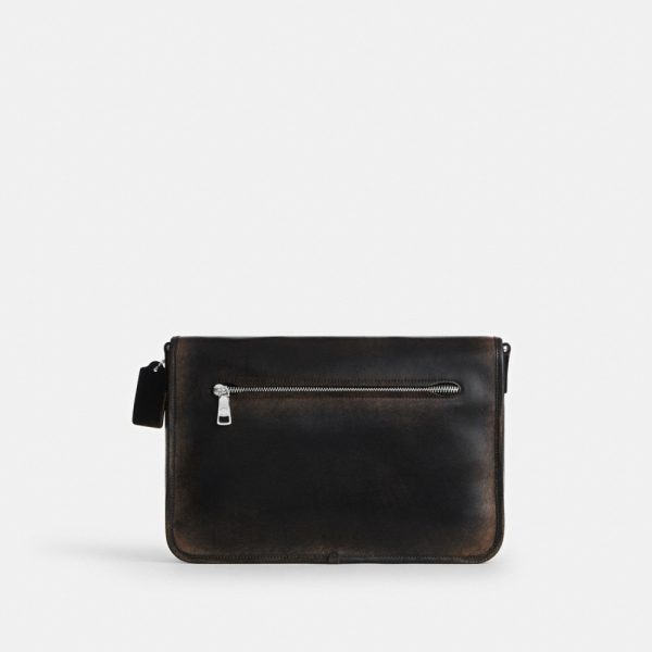 Coach Outlet Colby Messenger Bag 32 In Loved Leather - Preorder
