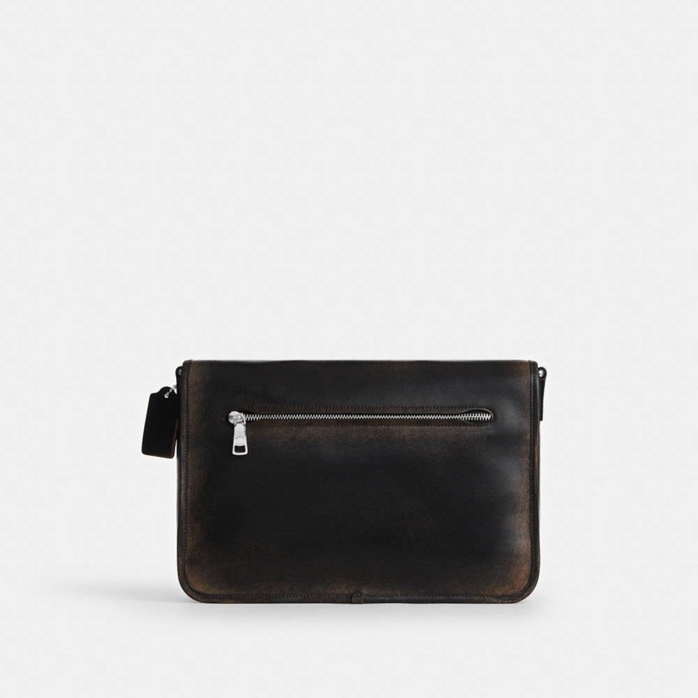 Coach Outlet Colby Messenger Bag 32 In Loved Leather - Preorder