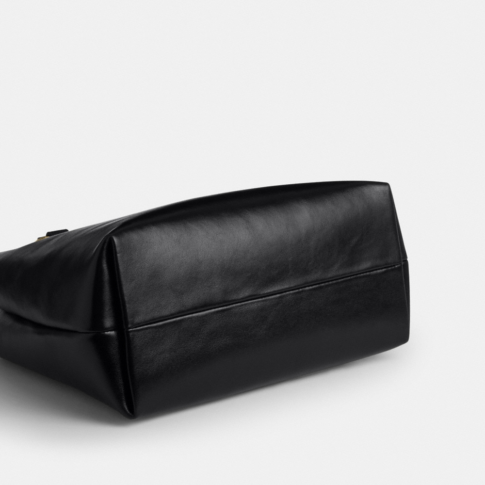 Coach Outlet Station Carryall Bag - Preorder
