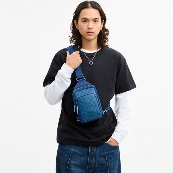 Coach Outlet Racer Sling Pack In Signature Canvas - Preorder