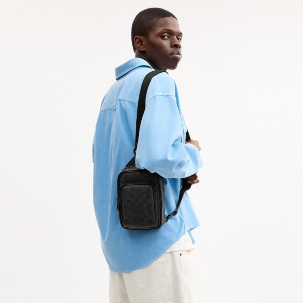 Coach Outlet Racer Sling Pack In Signature Canvas - Preorder