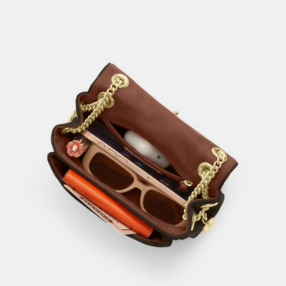 Coach Outlet Elodie Crossbody Bag 18 With Quilting - Preorder
