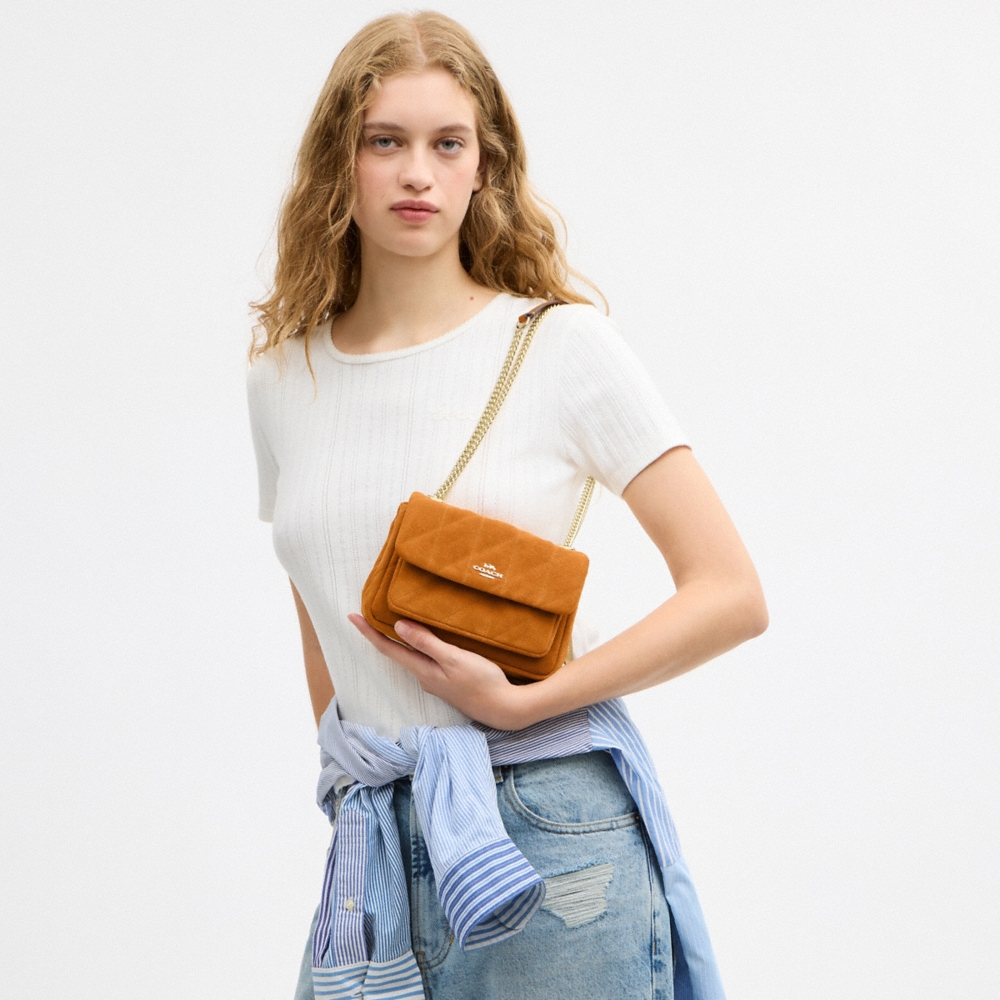 Coach Outlet Elodie Crossbody Bag 18 With Quilting - Preorder