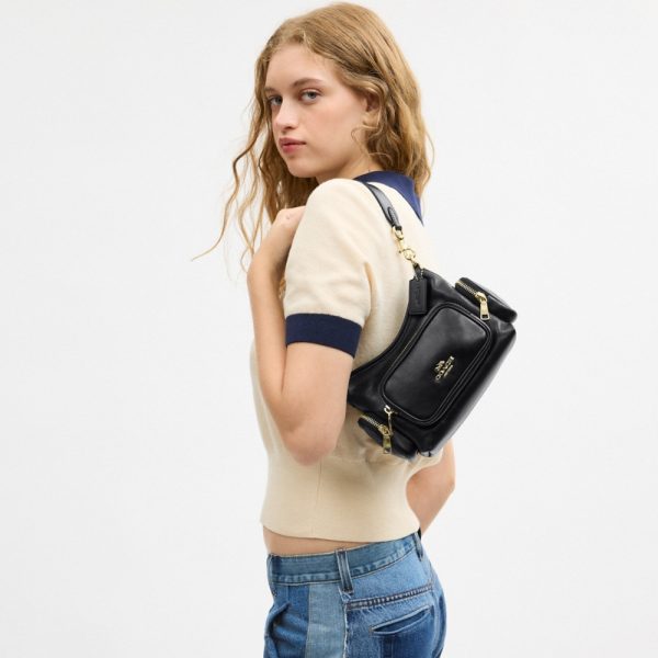 Coach Outlet Laurel Shoulder Bag 22 With Pockets - Preorder
