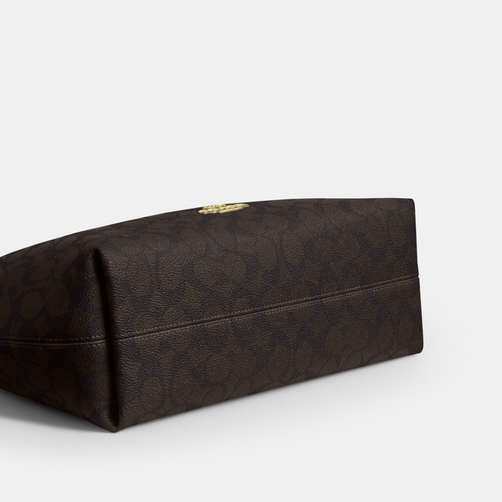 Coach Outlet Laurel Shoulder Bag In Signature Canvas - Preorder - Image 6