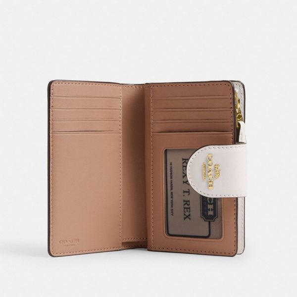 Coach Outlet Medium Corner Zip Wallet With Floral Print - Preorder