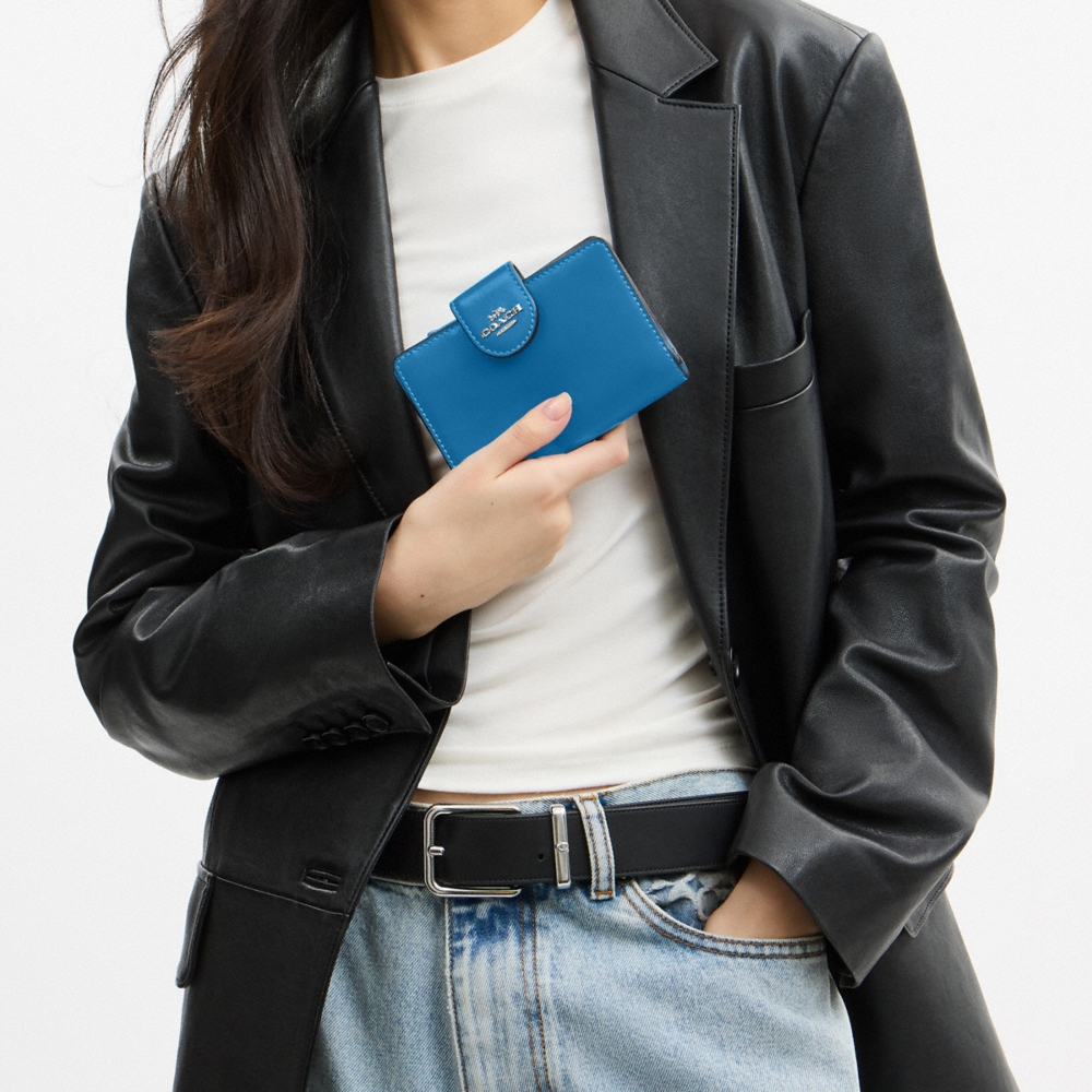 Coach Outlet Medium Corner Zip Wallet - Preorder