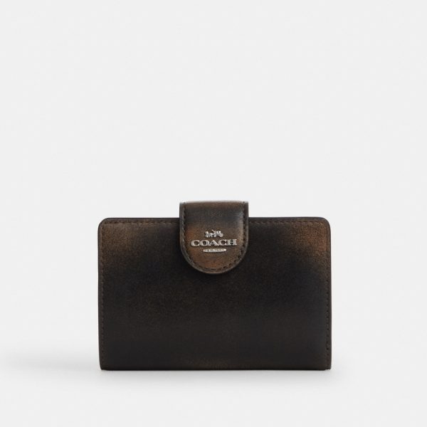 Coach Outlet Medium Corner Zip Wallet In Loved Leather - Preorder