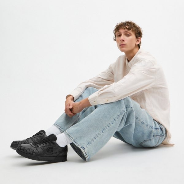 Coach Outlet Soho Sneaker In Signature - Preorder
