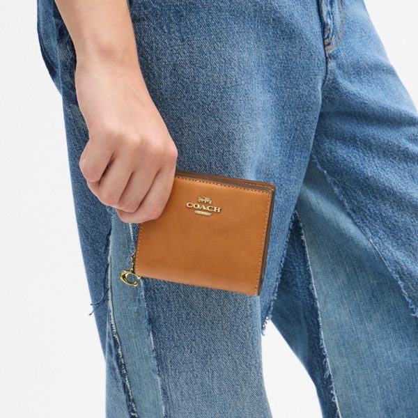 Coach Outlet Snap Wallet - Preorder