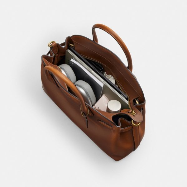 Coach Soft Empire Carryall Bag 40 In Loved Leather - Preorder