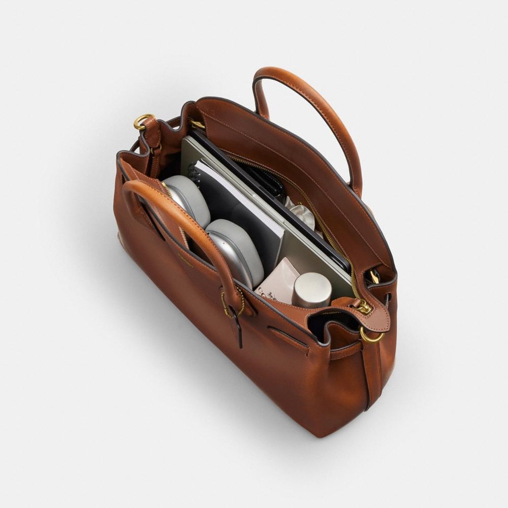 Coach Soft Empire Carryall Bag 40 In Loved Leather - Preorder
