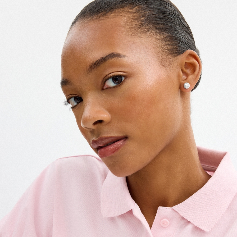 Coach Outlet Signature Pearl Stud Earrings - Preorder