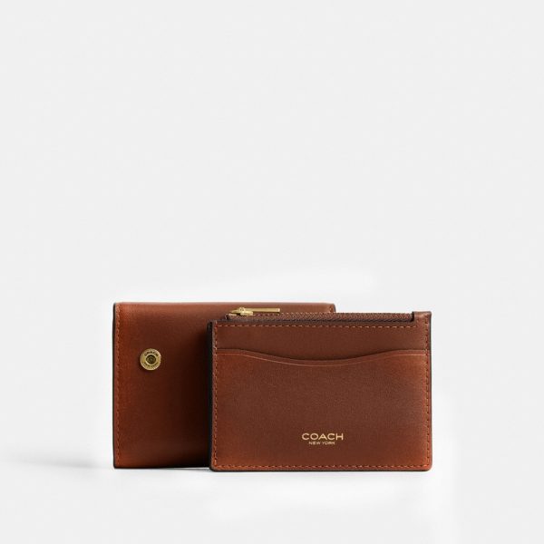 Coach Essential Card Holder Wallet In Loved Leather - Preorder