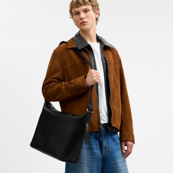 Coach Outlet Finn Hobo Bag 32 - Preorder