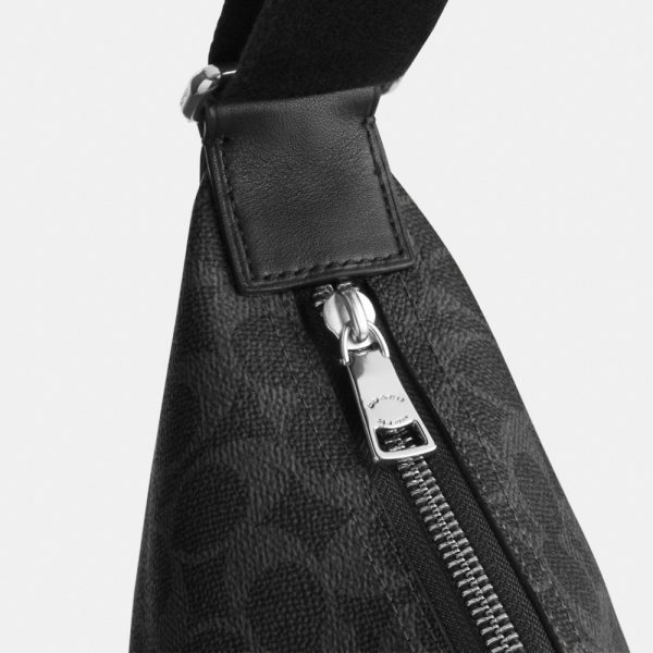 Coach Outlet Finn Hobo Bag 32 In Signature Canvas - Preorder