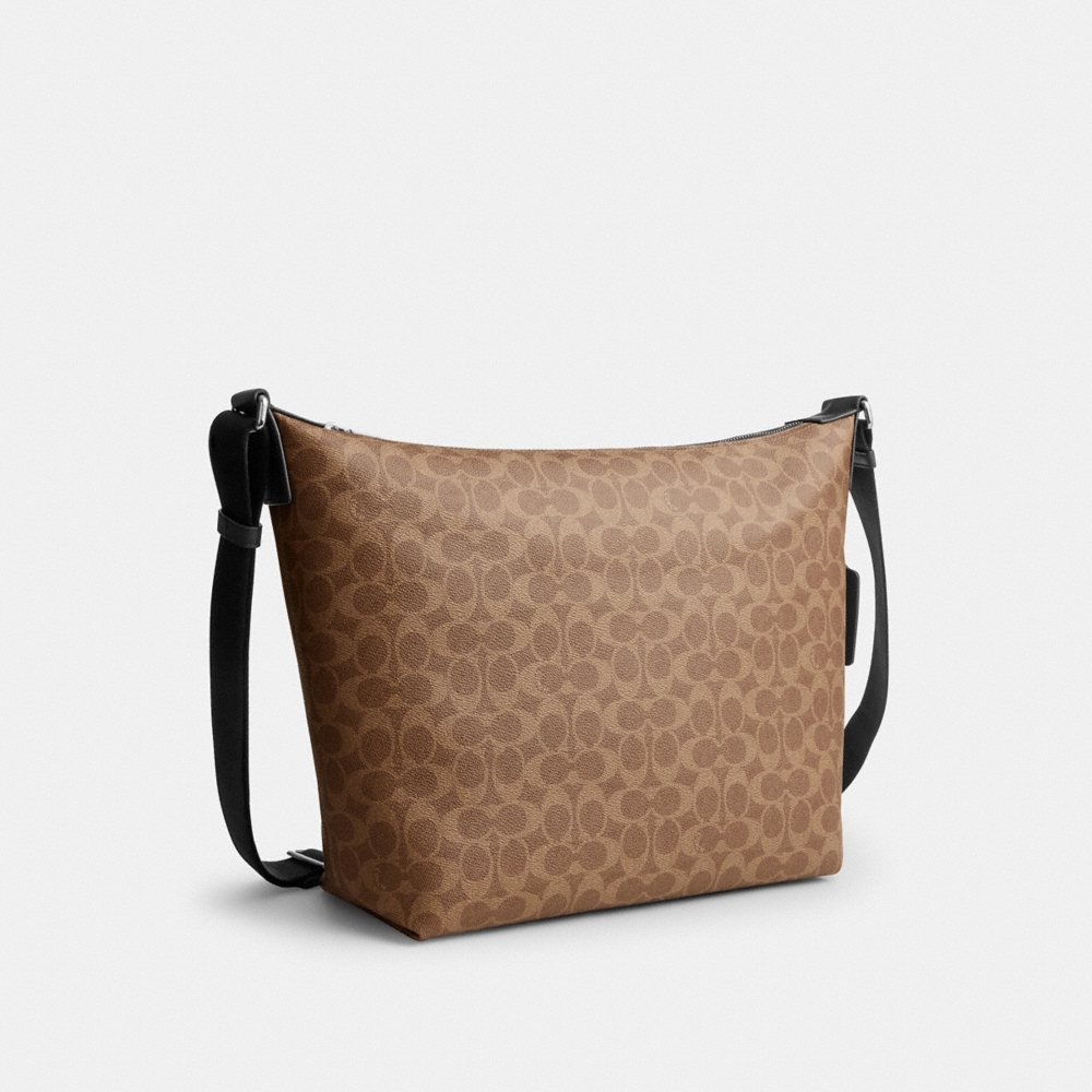 Coach Outlet Finn Hobo Bag 32 In Signature Canvas - Preorder