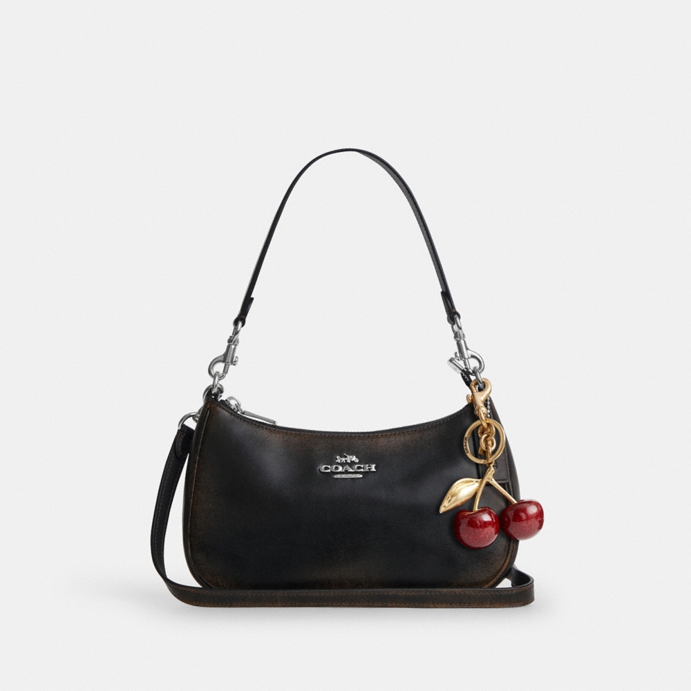 Coach Outlet Teri Shoulder Bag In Loved Leather - Preorder