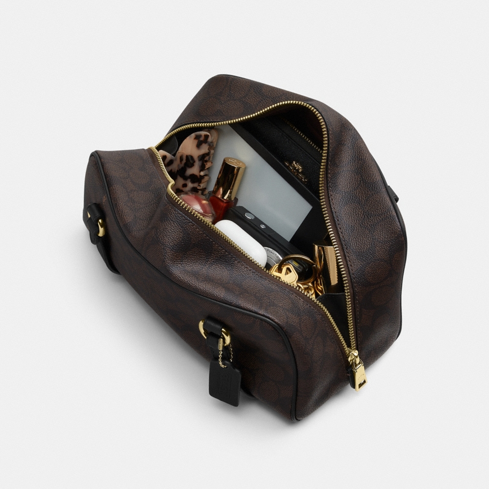 Coach Outlet Sydney Shoulder Bag In Signature Canvas - Preorder