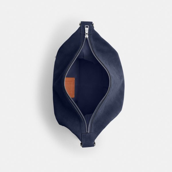 Coach Outlet Finn Hobo Bag 32 - Preorder