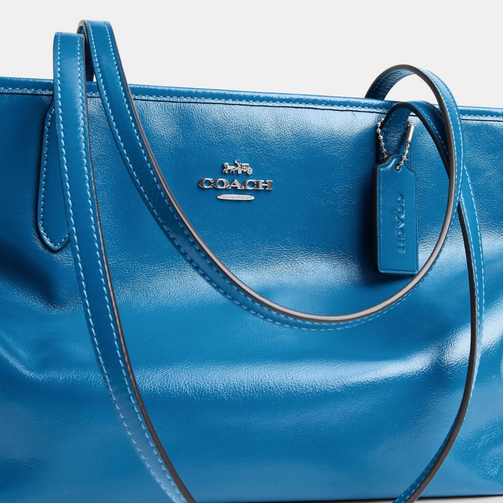 Coach Outlet Medium City Tote Bag - Preorder