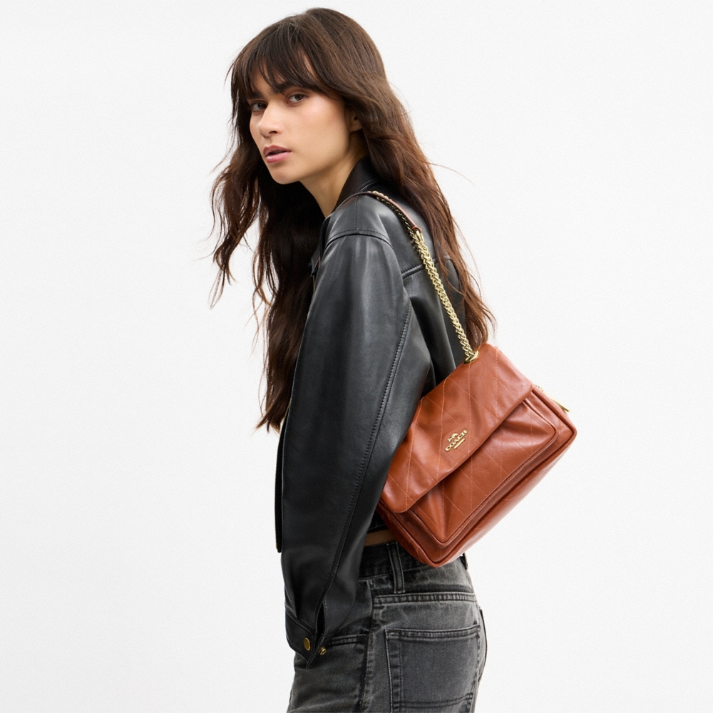 Coach Outlet Elodie Crossbody Bag 24 With Quilting - Preorder