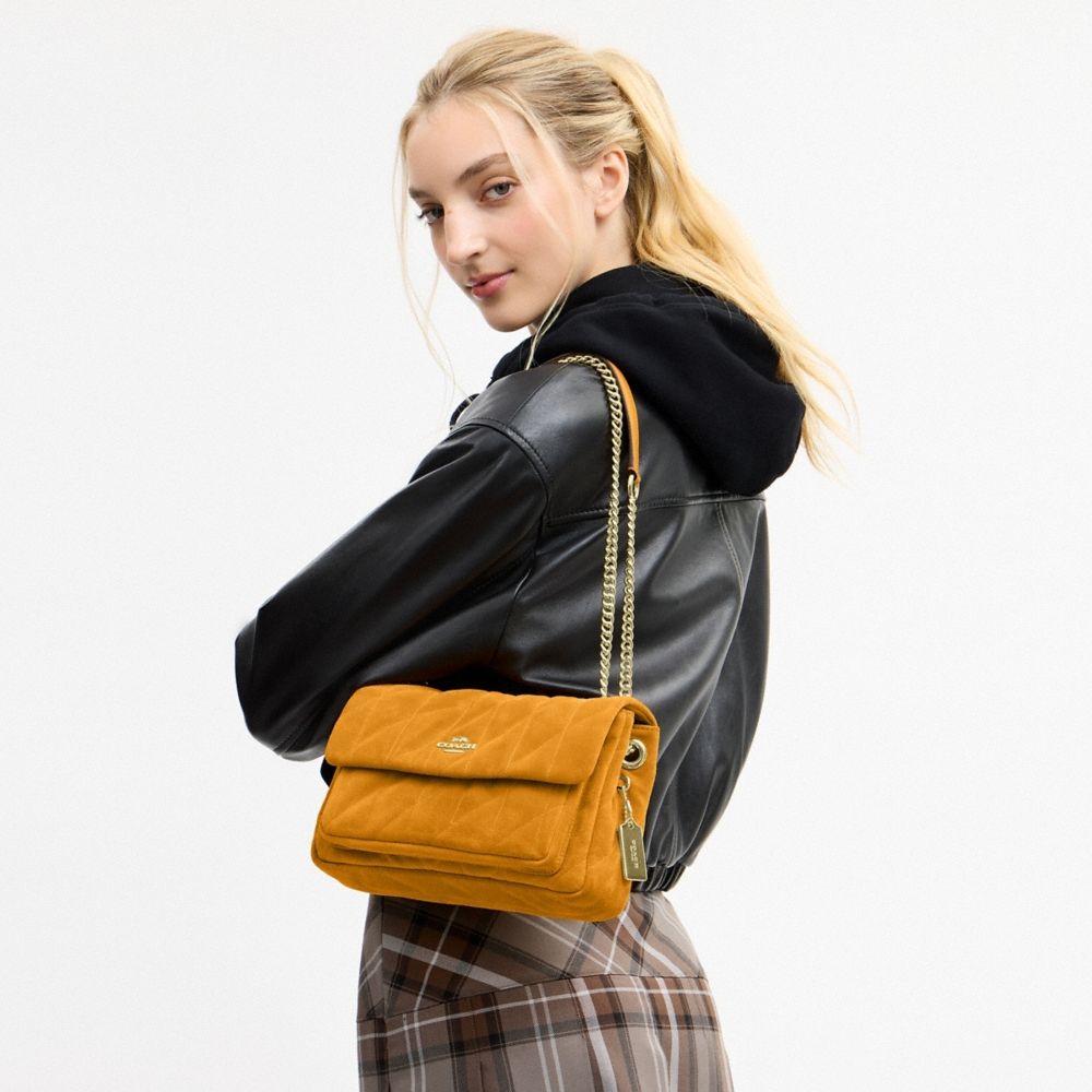 Coach Outlet Elodie Crossbody Bag 24 With Quilting - Preorder