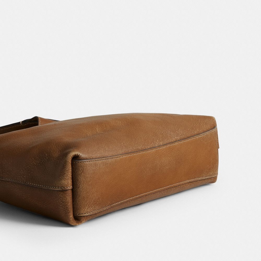 Coach Brooklyn Shoulder Bag 28 In Loved Leather - Preorder