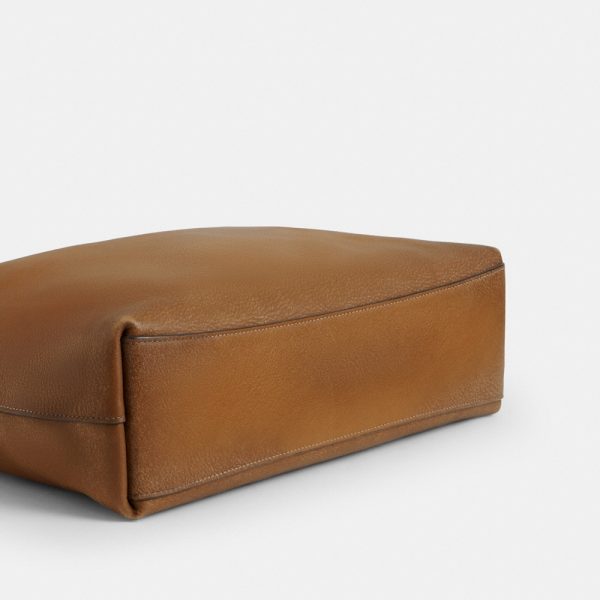 Coach Brooklyn Shoulder Bag 34 In Loved Leather - Preorder