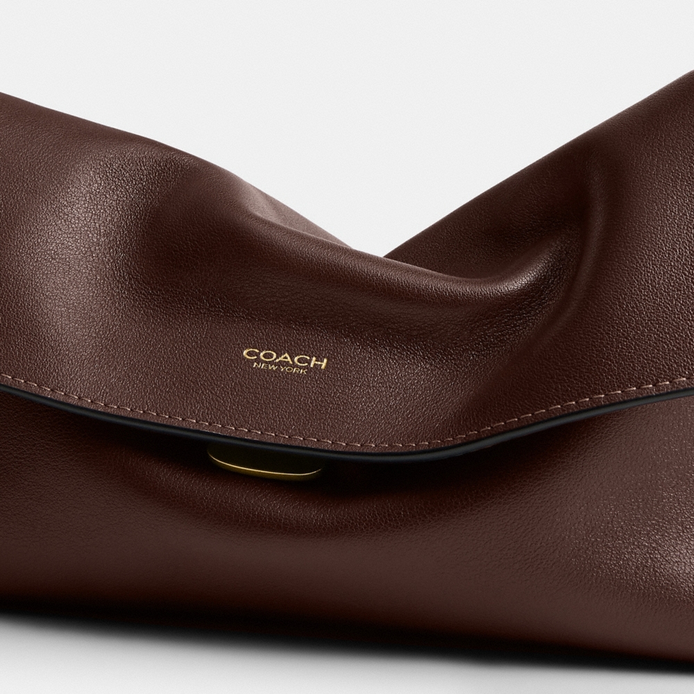 Coach Outlet Chelsea Shoulder Bag 26 - Preorder
