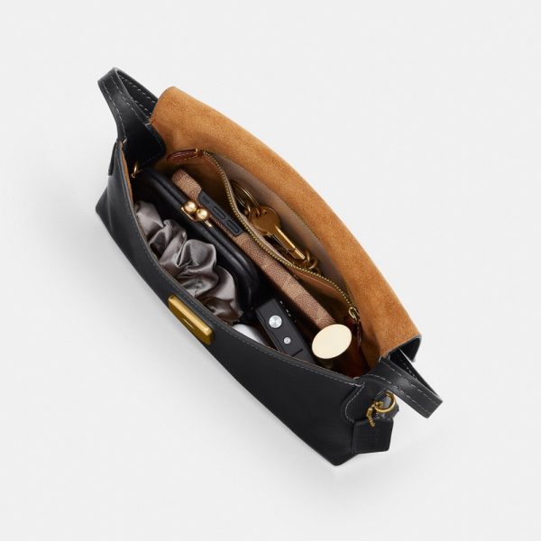Coach Outlet Chelsea Shoulder Bag 26 - Preorder
