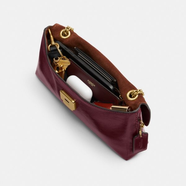 Coach Chelsea Shoulder Bag 26 With Chain - Preorder