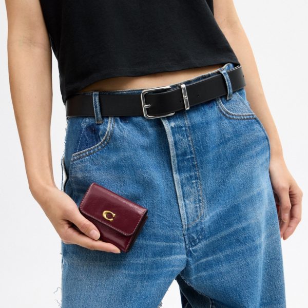 Coach Essential Card Holder Wallet - Preorder