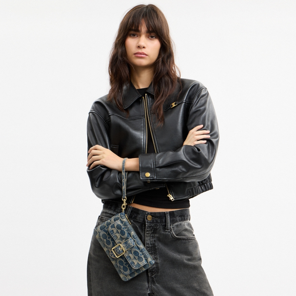 Coach Outlet Ashton Wristlet In Signature Regenerative Cotton Denim - Preorder