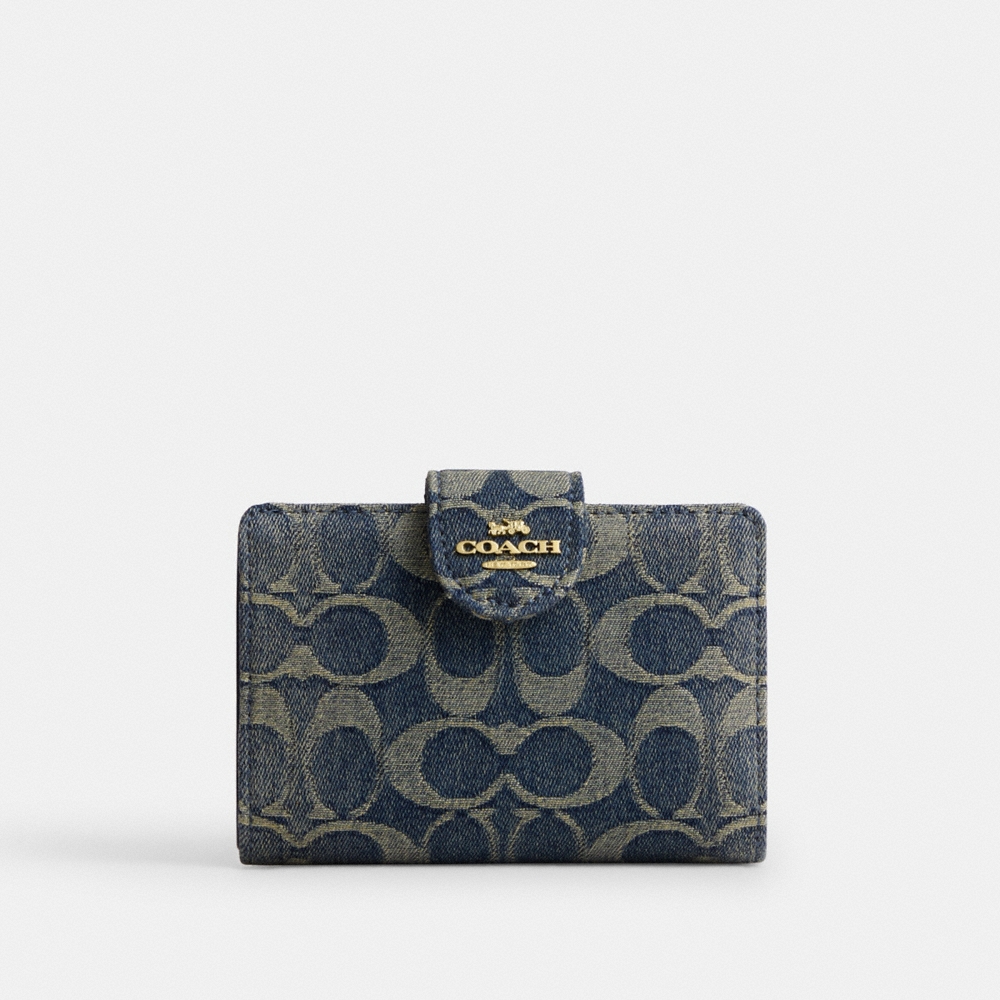 Coach Outlet Medium Corner Zip Wallet In Signature Regenerative Cotton Denim - Preorder