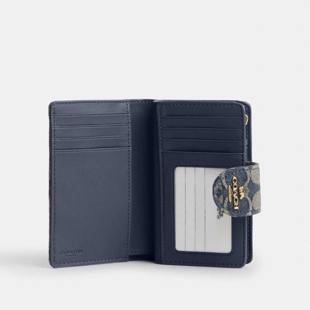 Coach Outlet Medium Corner Zip Wallet In Signature Regenerative Cotton Denim - Preorder