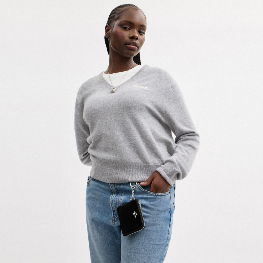 Coach Outlet Small Corner Zip Wallet - Preorder - Image 5