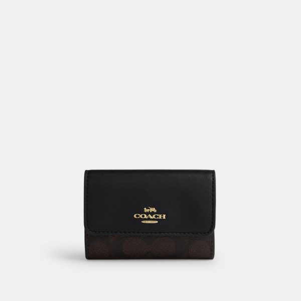 Coach Outlet Flap Card Case In Signature Canvas - Preorder