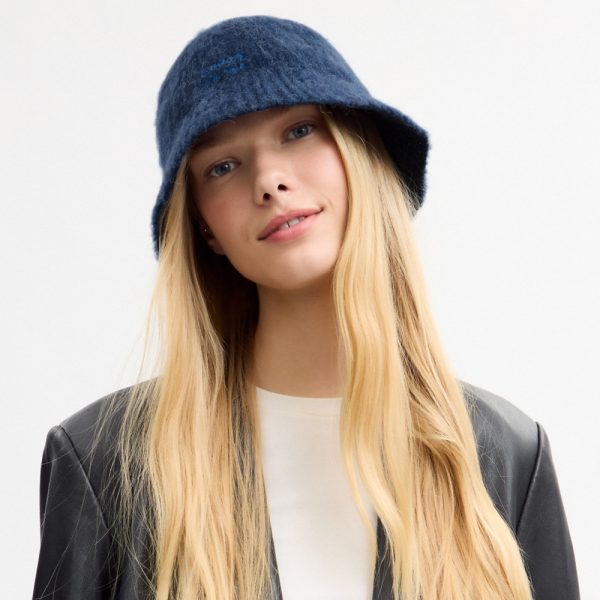 Coach Outlet Knit Bucket Hat - Preorder
