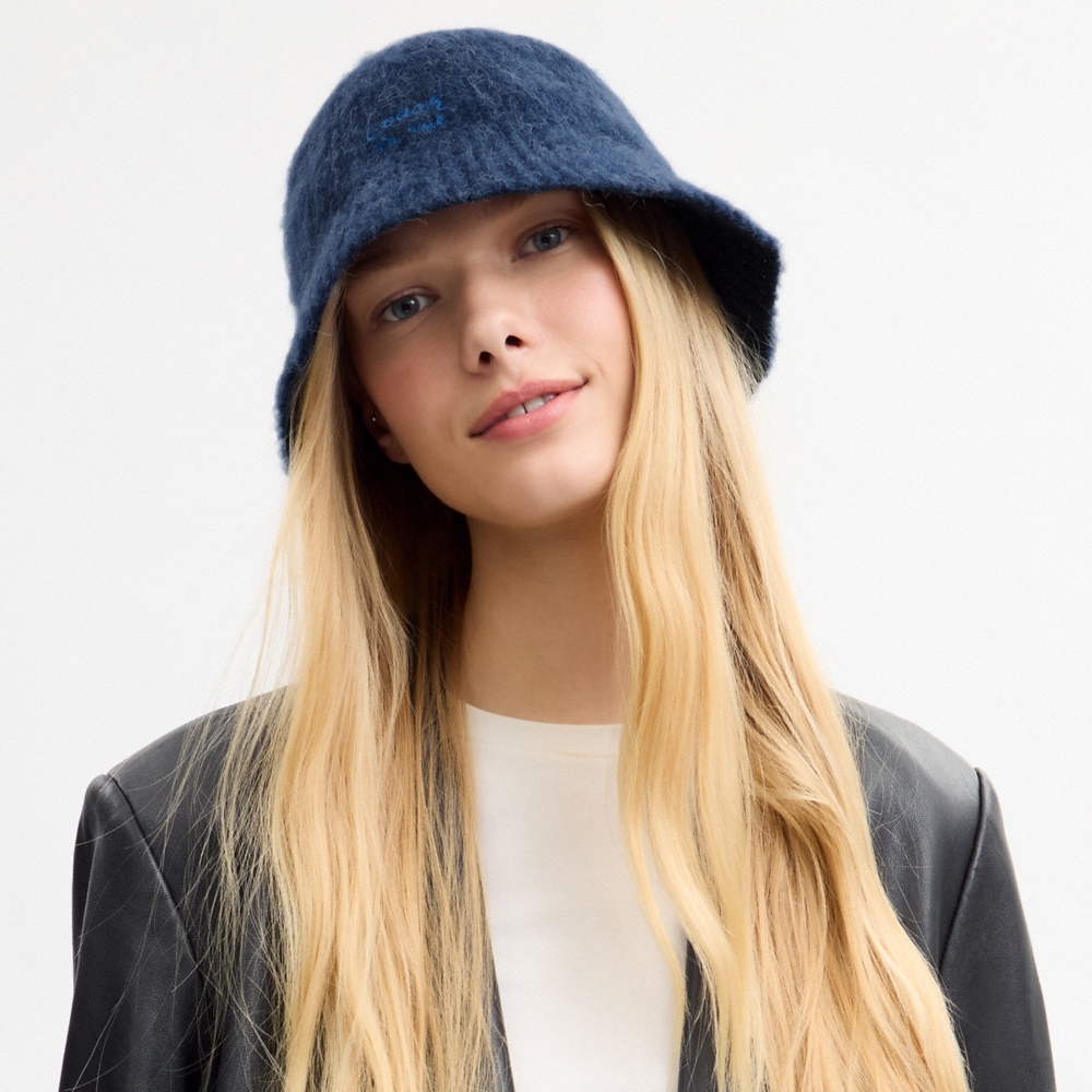 Coach Outlet Knit Bucket Hat - Preorder
