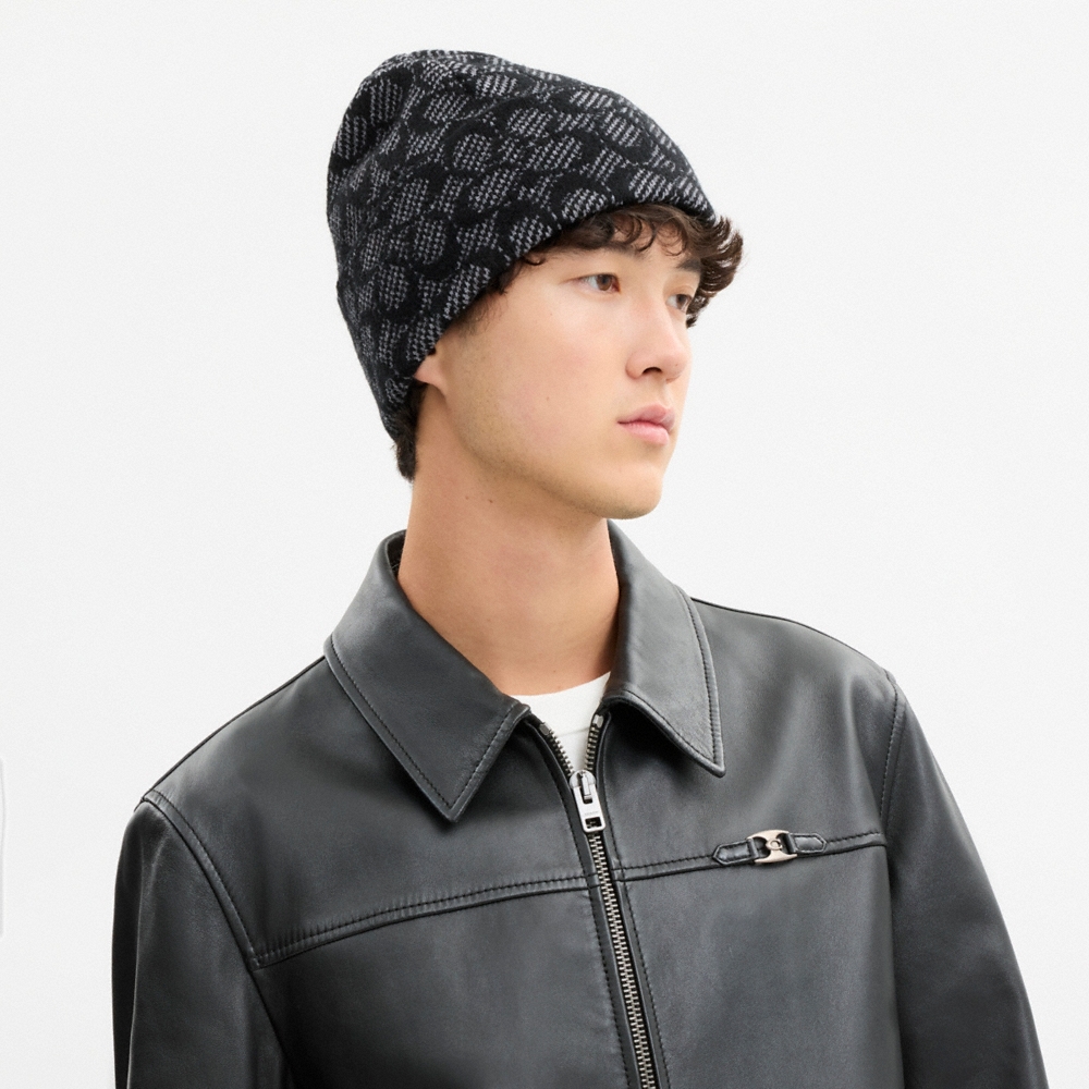 Coach Outlet Signature Beanie - Preorder