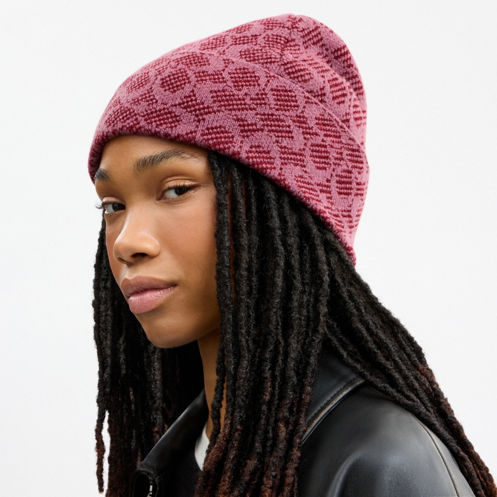 Coach Outlet Signature Beanie - Preorder