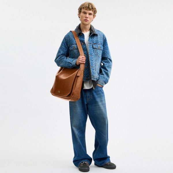 Coach Outlet Turnlock Messenger Bag - Preorder