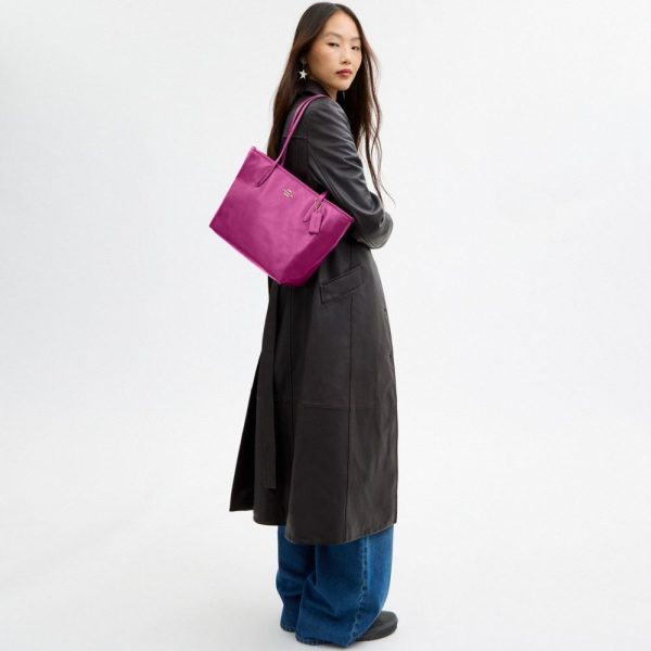 Coach Outlet Medium City Tote Bag - Preorder