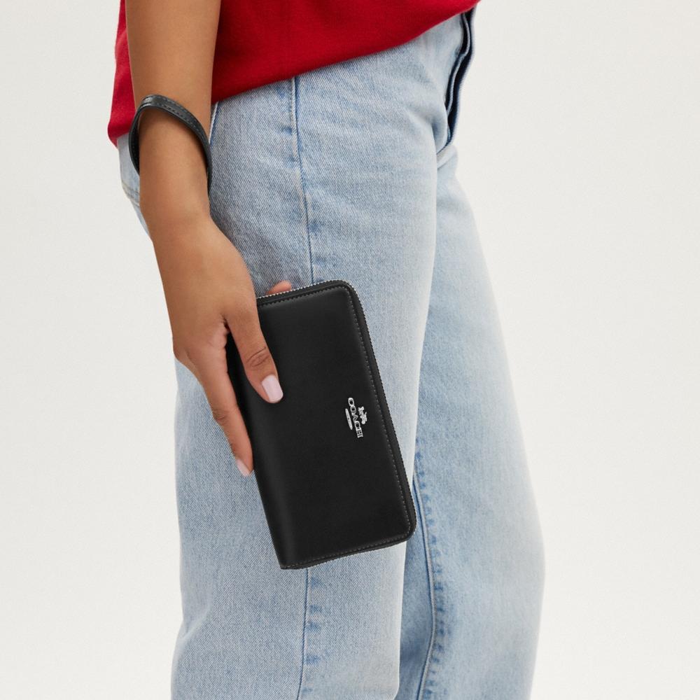 Coach Outlet Long Zip Around Wallet - Preorder